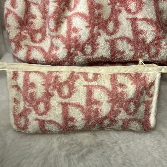 Dior cute pink and cream terry large drawstring bucket bag with pouch - Picture 4 of 17